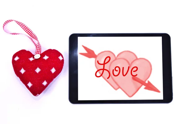 Coffret cadeau et tablette avec message de la Saint-Valentin — Photo