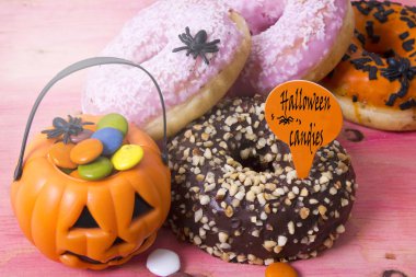kabak dolması Smarties ve çörek ile halloween