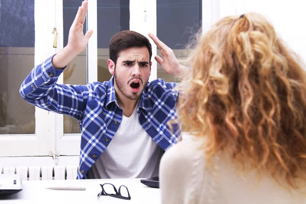 Uitvoerend ontslaan het werk van vrouwen — Stockfoto