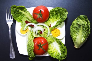 salata ve şerit metre