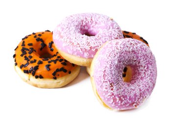 Beyaz izole donut çeşitleri