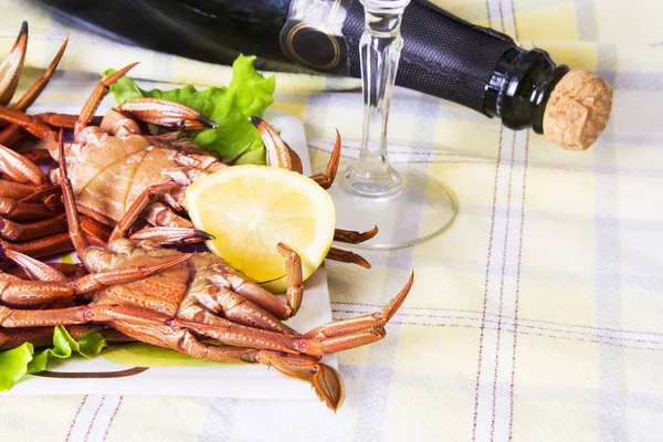 Cibo Natalizio Granchi Con Champagne — Foto Stock