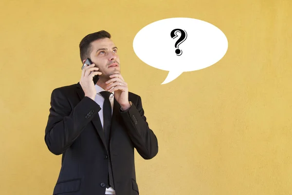 Hombre Negocios Con Teléfono Móvil Signo Interrogación — Foto de Stock