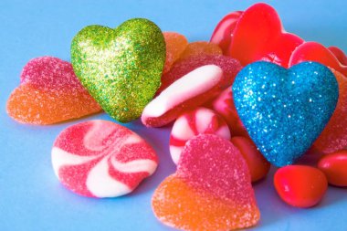 şeker ve kalp lolipop Sevgililer tebrik kartı