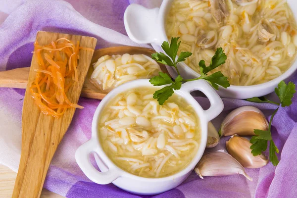 Noodle Soup Chicken Carrot Garlic — Stock Photo, Image