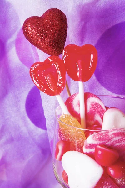 Glass Cup Rubber Candies Heart Lollipops — Stock Photo, Image