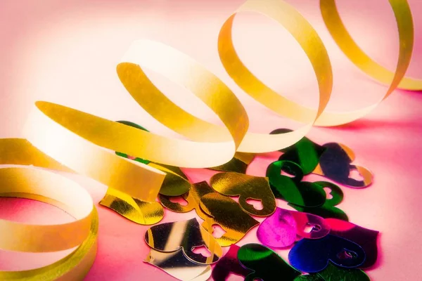 Decoração Festa Streamers Coloridos Backgroun Rosa — Fotografia de Stock