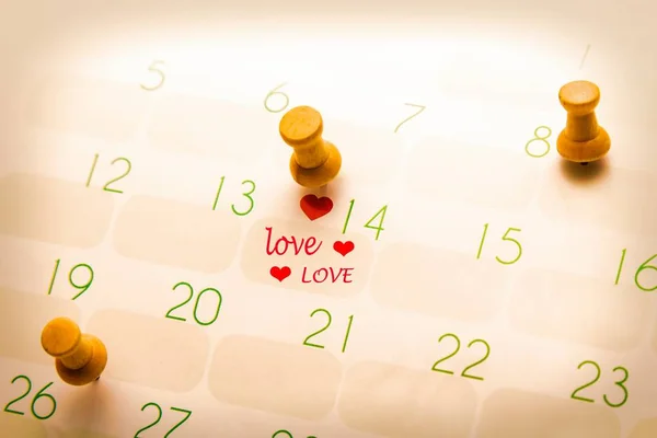 Concept Van Valentijnskaarten Kalender Met Februari Gemarkeerd Tekst — Stockfoto