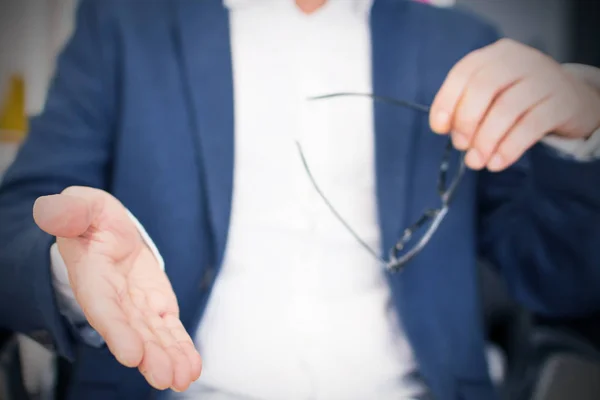 Businessman Palm Raised Doing Demonstration — ストック写真