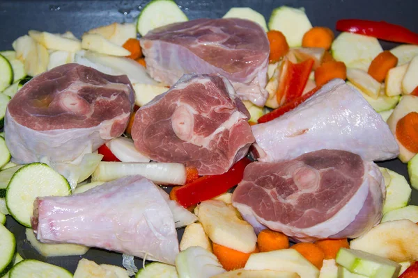 Gehackte Truthahn Mit Gemüse Und Kartoffeln — Stockfoto