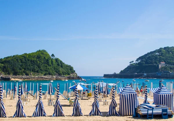 Playa Ondarreta Día Soleado San Sebastián España — Foto de Stock