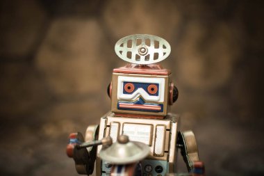 Eski robot oyuncak, vintage renk stili, vintage sesi arka plan.