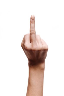 Beyaz arka planda orta parmağını gösteren kadın eli.