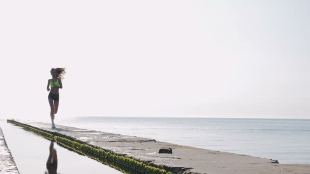 Fitness mujer corriendo — Vídeos de Stock