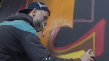 adam çizim grafiti