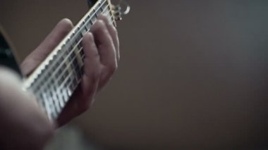 adam oyun gitar