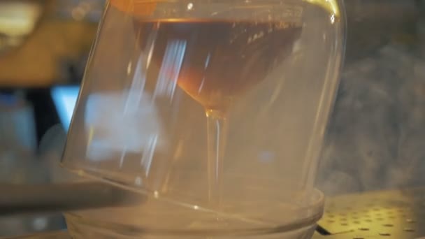 Minuman koktail panas — Stok Video
