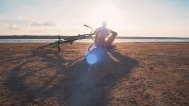 hippi erkek bisikleti ile