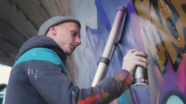 adam çizim grafiti