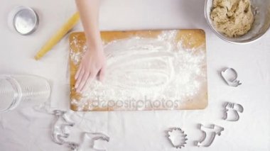 mutfakta yemek erkek