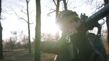 kadında korumak üniforma sonbahar orman oyun strikeball, silahla