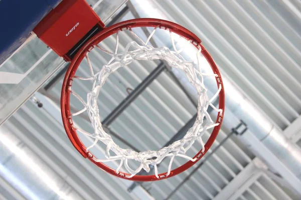 Empty Basketball hoop from beneath — Stock Photo, Image