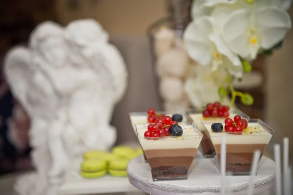 Mesa doce na celebração 8046 . — Fotografia de Stock