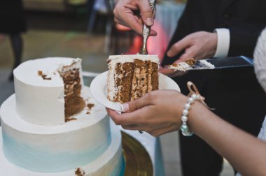 Konuklar 8815 hostes bakım.