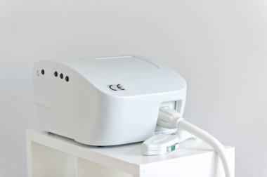 Modern yöntemlerle 9117 elektronik epilasyon.