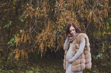 Solan doğa 9737 ortasında yeni yaşam taşıyıcı.