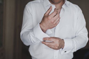 Adam kadar düğmelerini gömlek kol 7038.