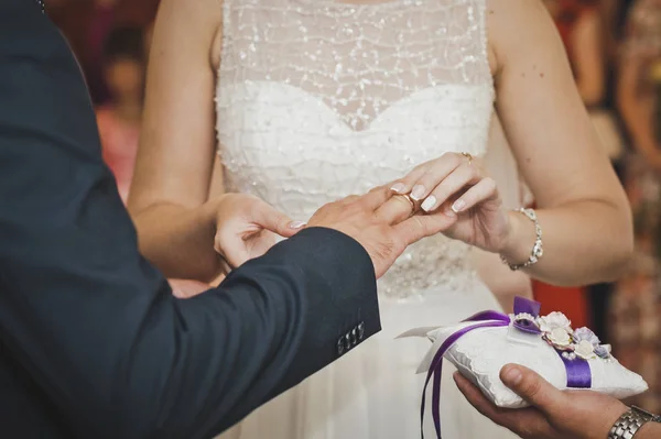 The exchange of wedding rings 7659. — Stock Photo, Image