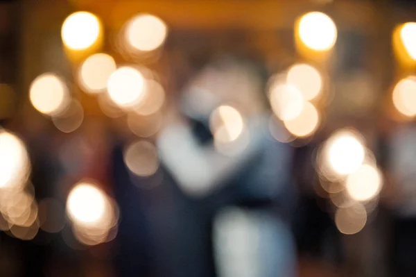 Couple dancing in the blur with a large blur 7709. — Stock Photo, Image