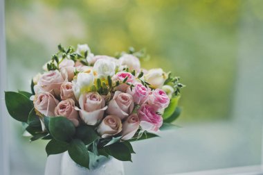 Buket düğün için onun zaman 674 bekliyor.