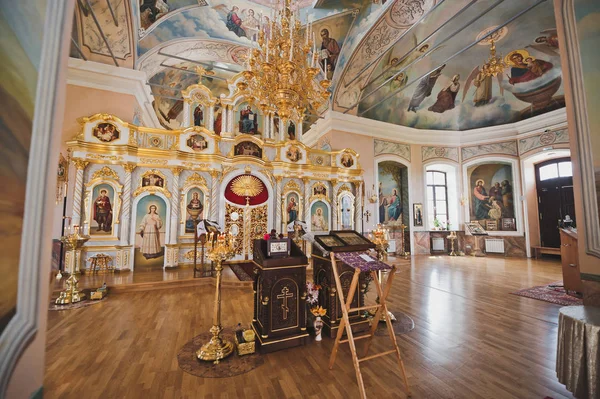 El interior de la Iglesia rural rusa 1868. —  Fotos de Stock