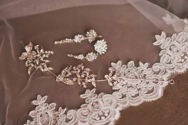 Ювелирные изделия в виде блестящих сережек и ожерелий 1939 г.. — стоковое фото