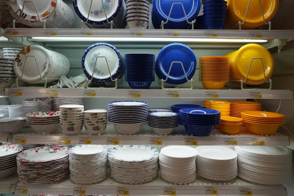 Dishes And Bowls Stacked For Sell At A Shop . Different Selections Of Plates In Sale In Front Of The Shop. Selections Have Different Prices. Varieties of tableware. - Dubai Uae December 2019 — Photo