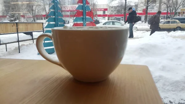 Café Avec Dessert Crème Sur Une Table Dans Café — Photo