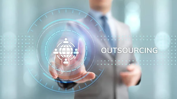 Outsourcing Global Recruitment Business und Internet-Konzept. — Stockfoto