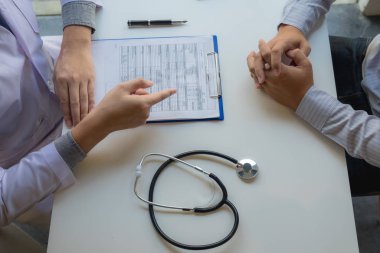 Doktor Winichai, semptomlar, hasta, tavsiye, sağlık danışmanlığı 