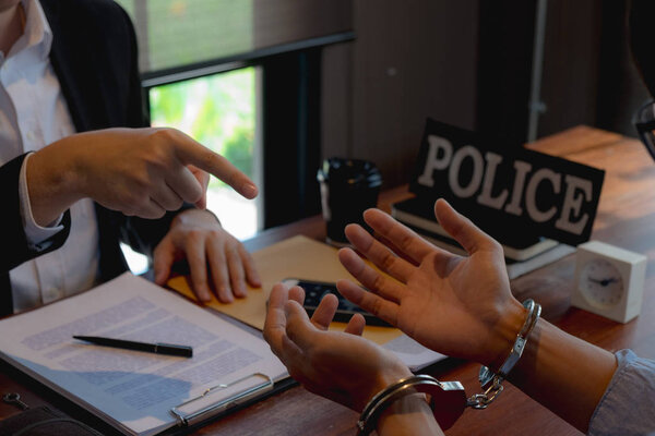 Полиция провела расследование. Запрос о альте
