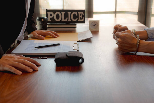 Полиция провела расследование. Запрос о альте
