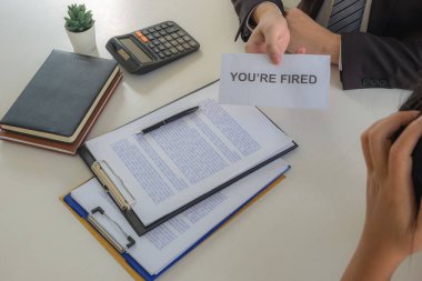 Daimi belgeler, işyerinden istifa, PE 'ye ver