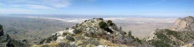 Beautiful panoramic view: wide and clear view of mountain landscape in Guadalupe Mountains Nationalpark in Texas.
