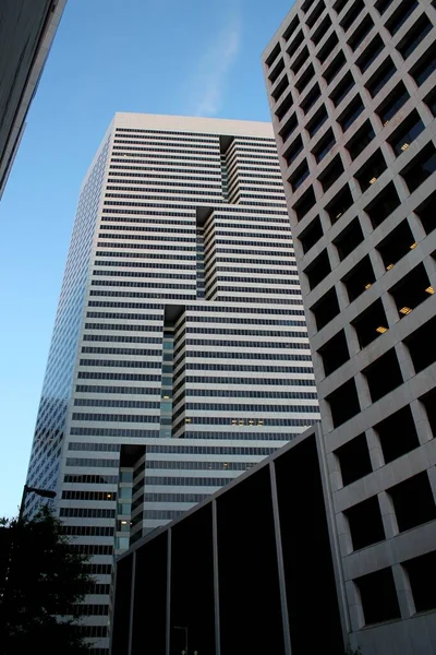 White Grey Black Office Building City Center — Stock Photo, Image