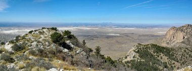 Tepede: Guadalupe Tepesi / Texas 'ın en yüksek dağı / 2667 m / 8751 ft - Texas' ın geniş ve açık arazisine harika