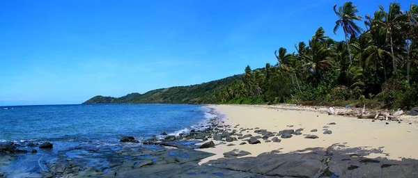斐济群岛上美丽无尽的白色海滩 度假的绝佳地点 — 图库照片