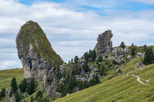 Hermosa Vista Las Rocas Distintivas Pieralongia Puez Odles Naturepark Tirol — Foto de Stock