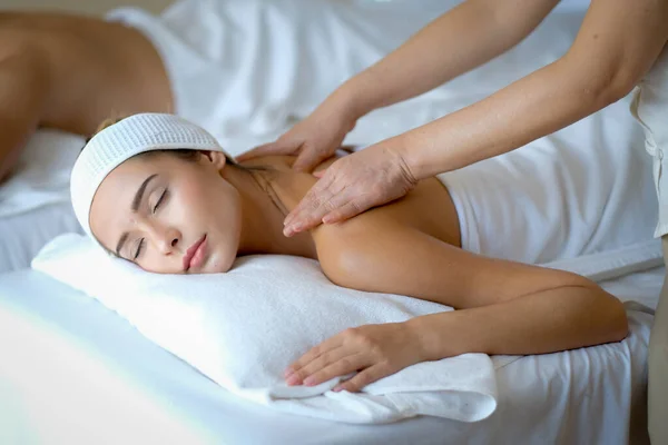 Young Beautiful Woman Enjoy Massage Spa Room Day Light Other — Stock Photo, Image