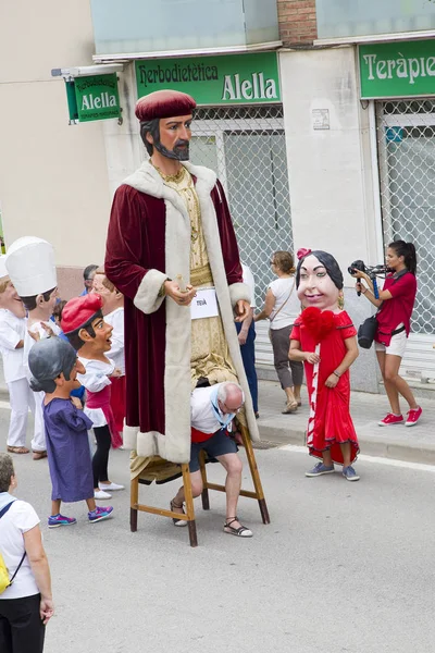 Défilé des géants et des grandes têtes — Photo